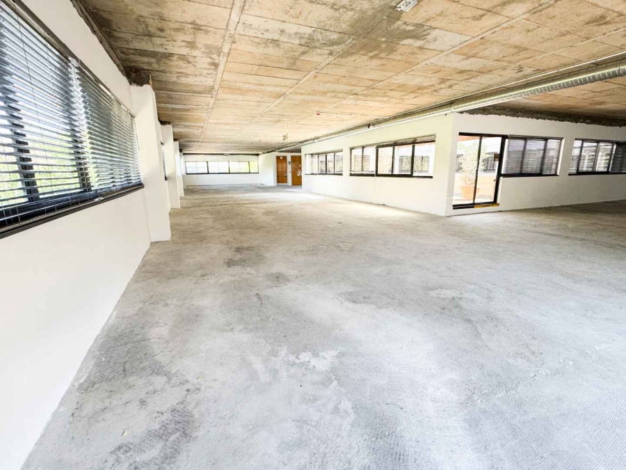 To Let Commercial Property for Rent in Mowbray Western Cape